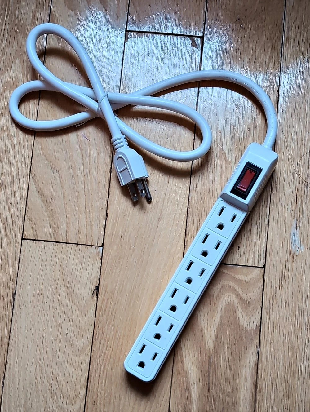 6-Outlet Extension Cord In White